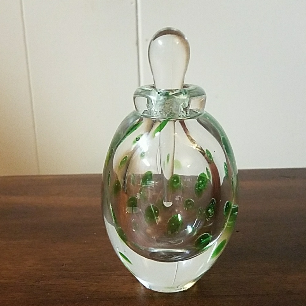 Vtg Georgeous Designs 1960 Bottle
